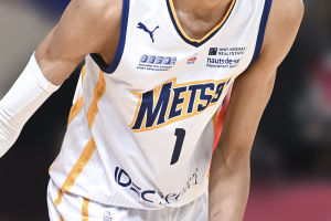 Wembanyama Lands In US