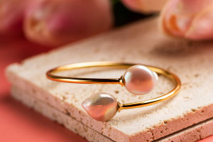 Wrist Elegance