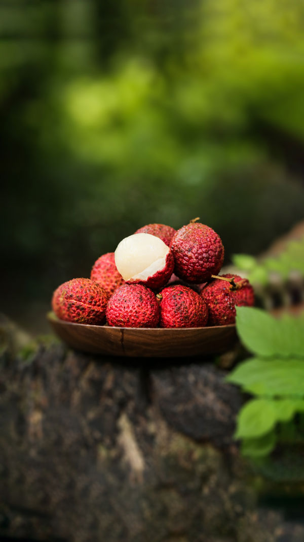 Unveiling Lychee