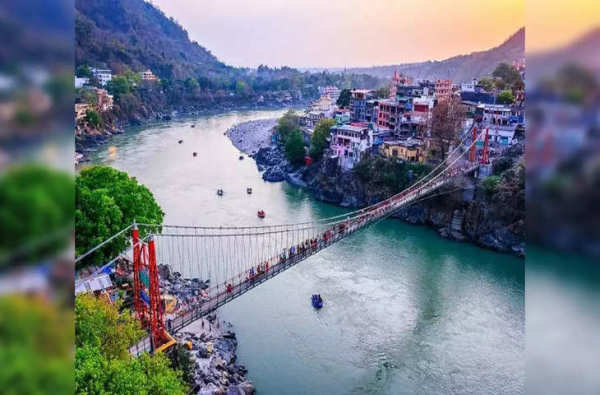 If there is a special place near Rishikesh, it is no less than a paradise, you will not find any crowd.