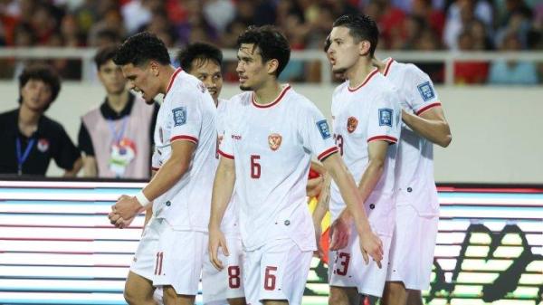 Selebrasi Pemain Timnas Indonesia setelah Ragnar Oratmangoen cetak gol di kandang Vietnam, kualifikasi Piala Dunia 2026, Selasa (26/3/2024)