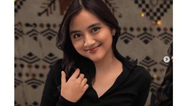7 potret Nayla Denny Purnama pemeran utama film Vina