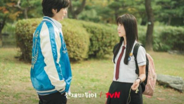 Teori drama Korea Lovely Runner