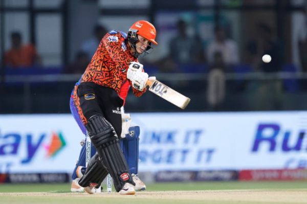 Abhishek Sharma Breaks Virat Kohli’s Record for Most Sixes in an IPL Season