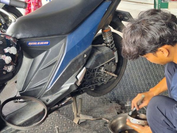 Servis CVT motor matic di Astro Custom cuma Rp 25 ribuan 