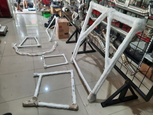 Stabilizer bar dari Ultra Racing