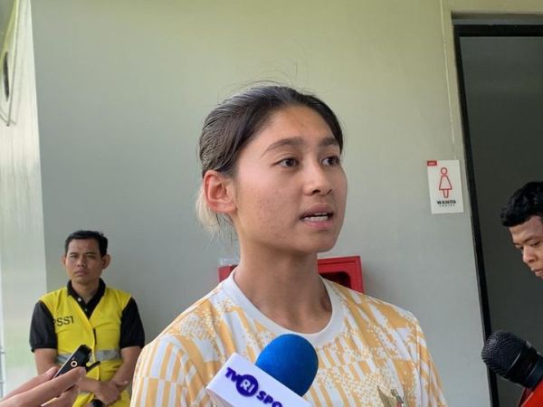 ucap Zahra saat ditemui awak media termasuk BolaSport.com seusai latihan timnas wanita Indonesia di Lapangan A Senayan, Jakarta Pusat, Senin (27/5/2024).