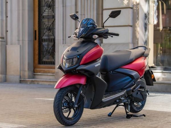 detail tampilan Yamaha RayZR 2024