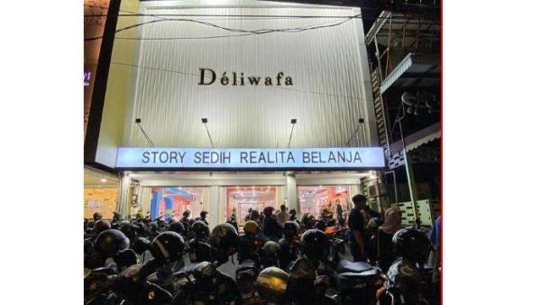 DELIWAFA STORE