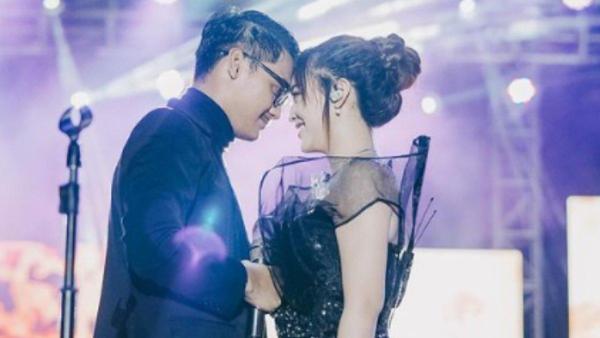 Momen Happy Asmara bucin dengan Gilga Sahid