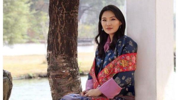Ratu Jetsun juga ikut terlibat dalam berbagai organisasi amal