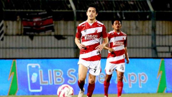Pemain asing Madura United di liga 1 2023/2024 asal Meksiko, Francisco Rivera.