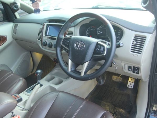 Ilustrasi interior Toyota Kijang Innova Reborn