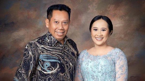 Tukul Arwana bersama sang putri, Novita Eka Afriana