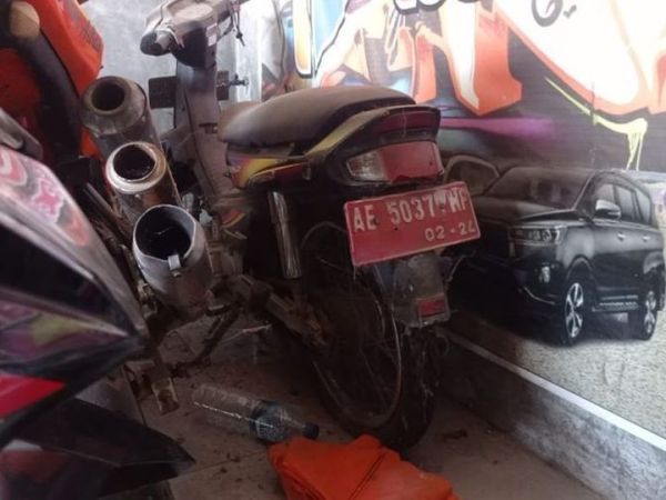 Motor dinas mangkrak karena dijadikan jaminan sewa mobil rental