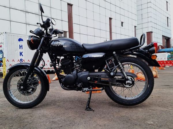 Kawasaki w175 L injeksi resmi meluncur di Indonesia 