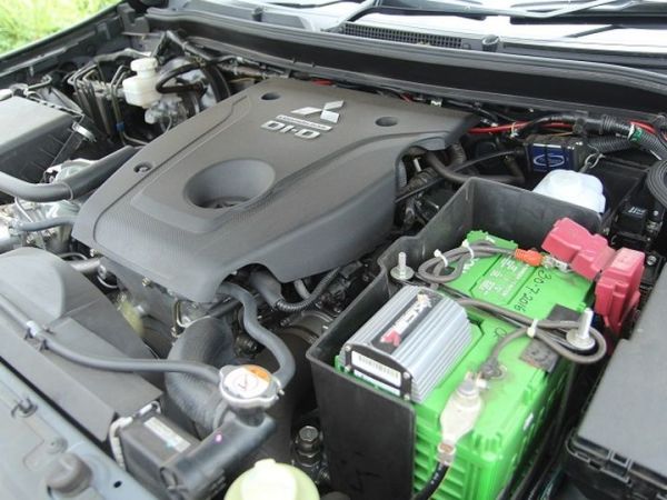 Ilustrasi mesin diesel