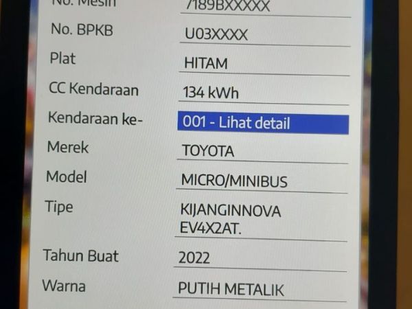 Data kendaraan bermotor Kijang Innova EV