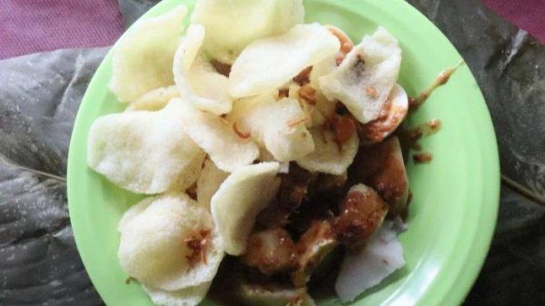 Doclang 405, satu doclang di Bogor Jawa Barat yang terkenal enak dan cocok buat dijadikan menu sarapan.