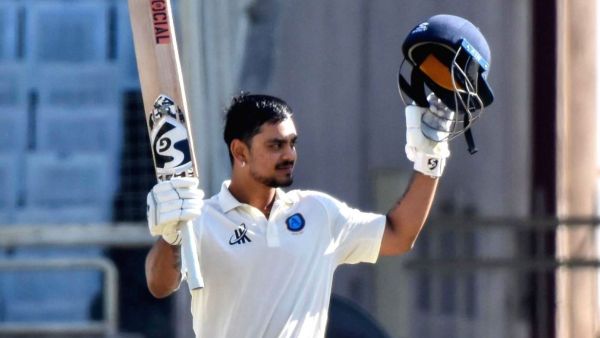 6,6,6,6,4,4..... Ishan Kishan hit a stormy double century in the middle of T20 World Cup, created a new record by hitting 21 fours and 14 sixes 2 Ishan Kishan