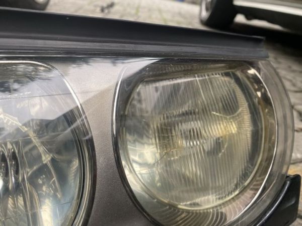 Mika lampu baret bisa bikin lampu mobil kurang terang