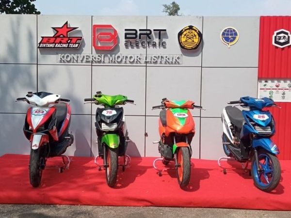 Modifikasi motor listrik untuk balap garapan BRT.