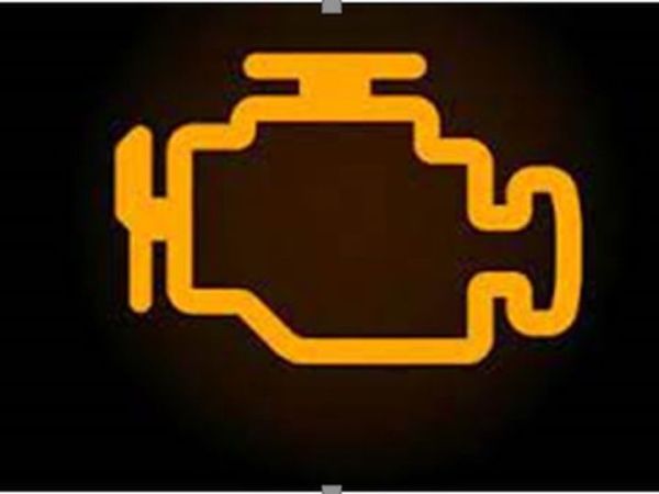 Penyebab check engine di mobil bekas menyala tiba-tiba (foto ilustrasi)