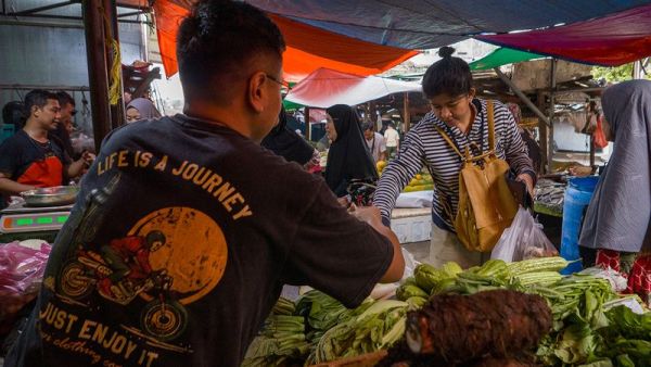 Review kamera Leica D-Lux 8