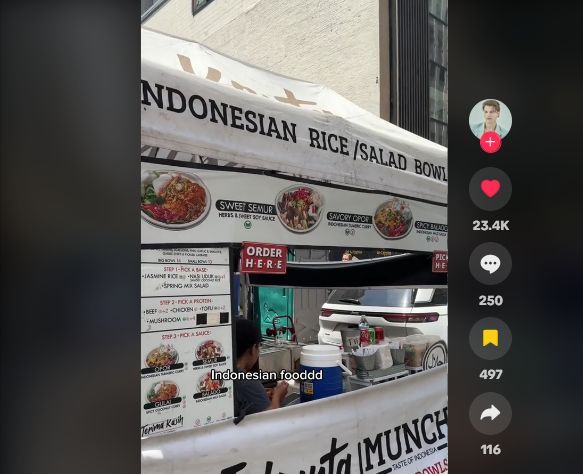 Bule Cicip Nasi Uduk Rp 180 Ribu di New York, Langsung Jatuh Cinta!