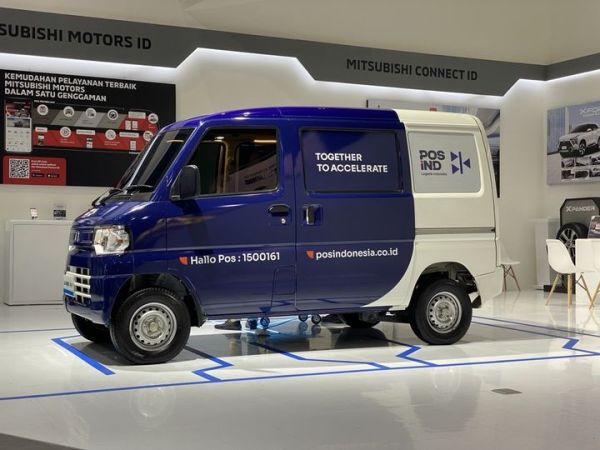 Mobil listrik Mitsubishi L100 EV di ajang IIMS 2024