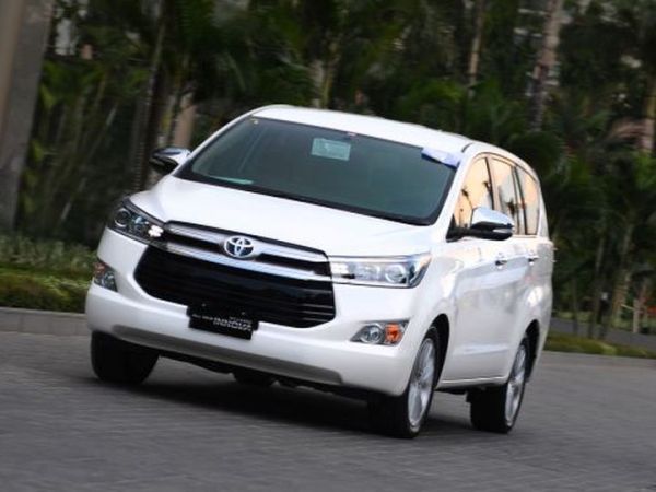 Toyota Kijang Innova Reborn lebih laris dari Zenix, harga beda segini