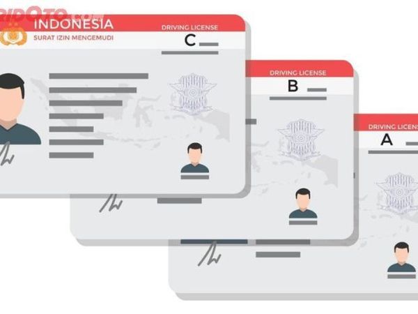 Catat, jangan pakai baju warna ini saat foto SIM, polisi jelaskan alasannya. 