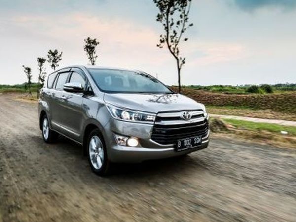 Toyota Kijang Innova Reborn