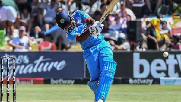 Sanju Samson's luck shined overnight, he will replace Rishabh Pant in the semi-final match against England 1