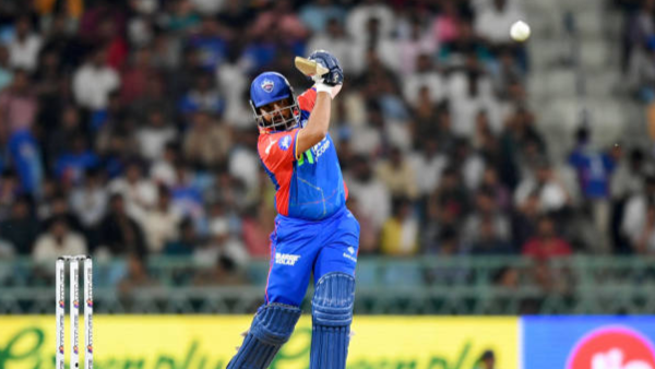 Two young players of Delhi Capitals and Mumbai Indians left India, now they will play cricket for the neighboring country 2