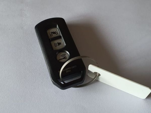 Fungsi ID tag remote keyless motor