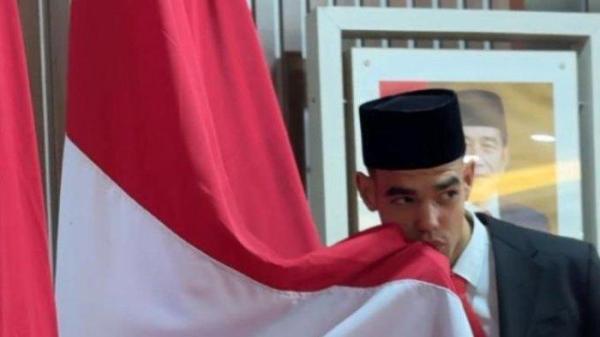 Pemain keturunan, Jens Raven resmi mengambil sumpah menjadi Warga Negara Indonesia.