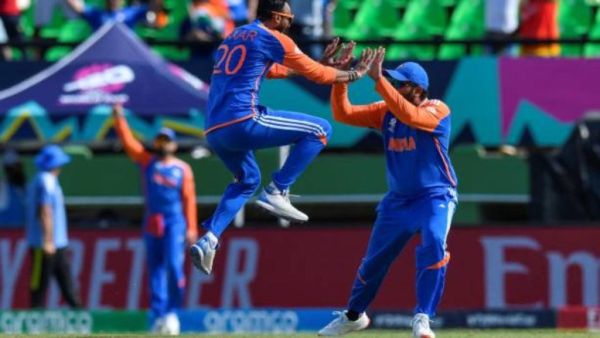 VIDEO: 'Look at your wife...' Team India in the final, Kohli-Ritika's reaction stole the show, and there was mourning in the English camp 2