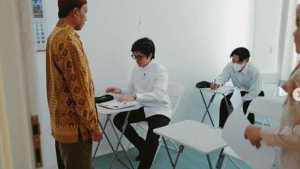 Atta Halilintar lulus SMA usai mengikuti ujian paket C