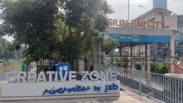 Toilet Transparan di Jakarta