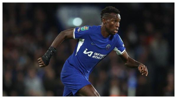 Foto Nicolas Jackson saat berseragam Chelsea.