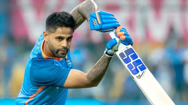 6,6,6,6,6,4,4,4,4.... 37 fours, 5 sixes, Suryakumar Yadav wreaked havoc, smashed bowlers and scored a double century of 249 runs 2