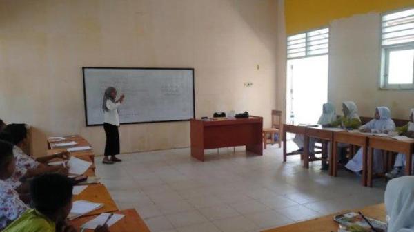 Potret kegiatan belajar mengajar.