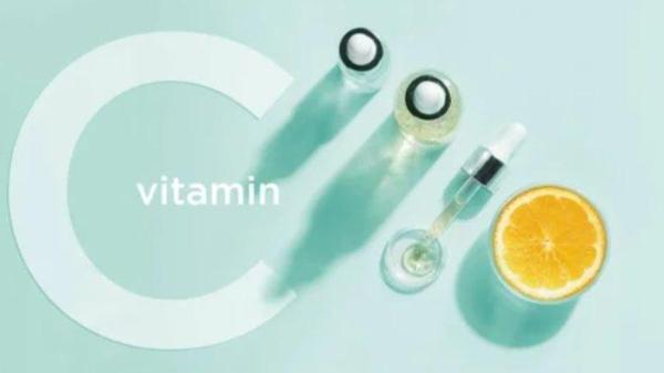 Vitamin C sangat populer di dunia kecantikan karena manfaatnya untuk kulit.