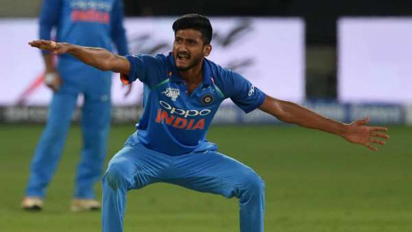 He returned after 1680 days, but his career ended after playing one match on the Zimbabwe tour, now he will not wear Team India's jersey 2 Khaleel Ahmed