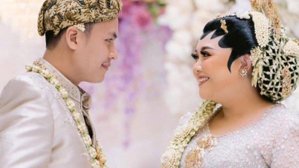 Potret pernikahan Clarissa Putri dan Sandro Fahdhipa