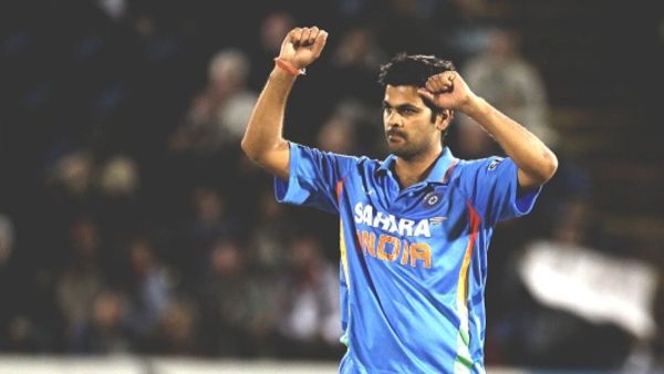 In the Legends League, this Indian bowler cut Team India's nose, conceded 29 runs from Australian batsman in just one over In the Legends League, this Indian bowler cut Team India's nose, conceded 29 runs from Australian batsman in just one over