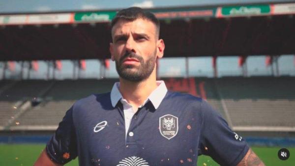 Gelandang asal Spanyol, Tyronne del Pino resmi menandatangani kontrak bersama klub Thailand, Ratchaburi FC.