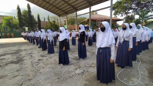 Upacara MPLS di SMAN 1 Palabuhanratu