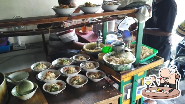 Warung Soto Ayam Sajianto Pelo